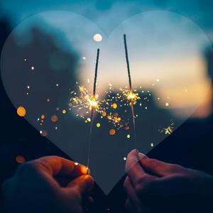 成熟女人记录自己被一根大黑屌操得快感不断
